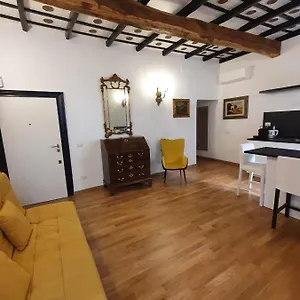 Appartamento New Frattina Bespoke, Roma